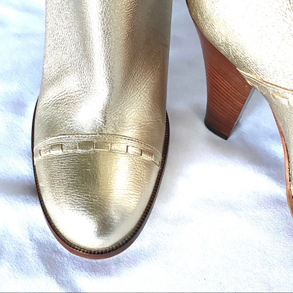 AMAZING Marc Jacobs Silver knee-hi lined boots! - Picture 4 of 8